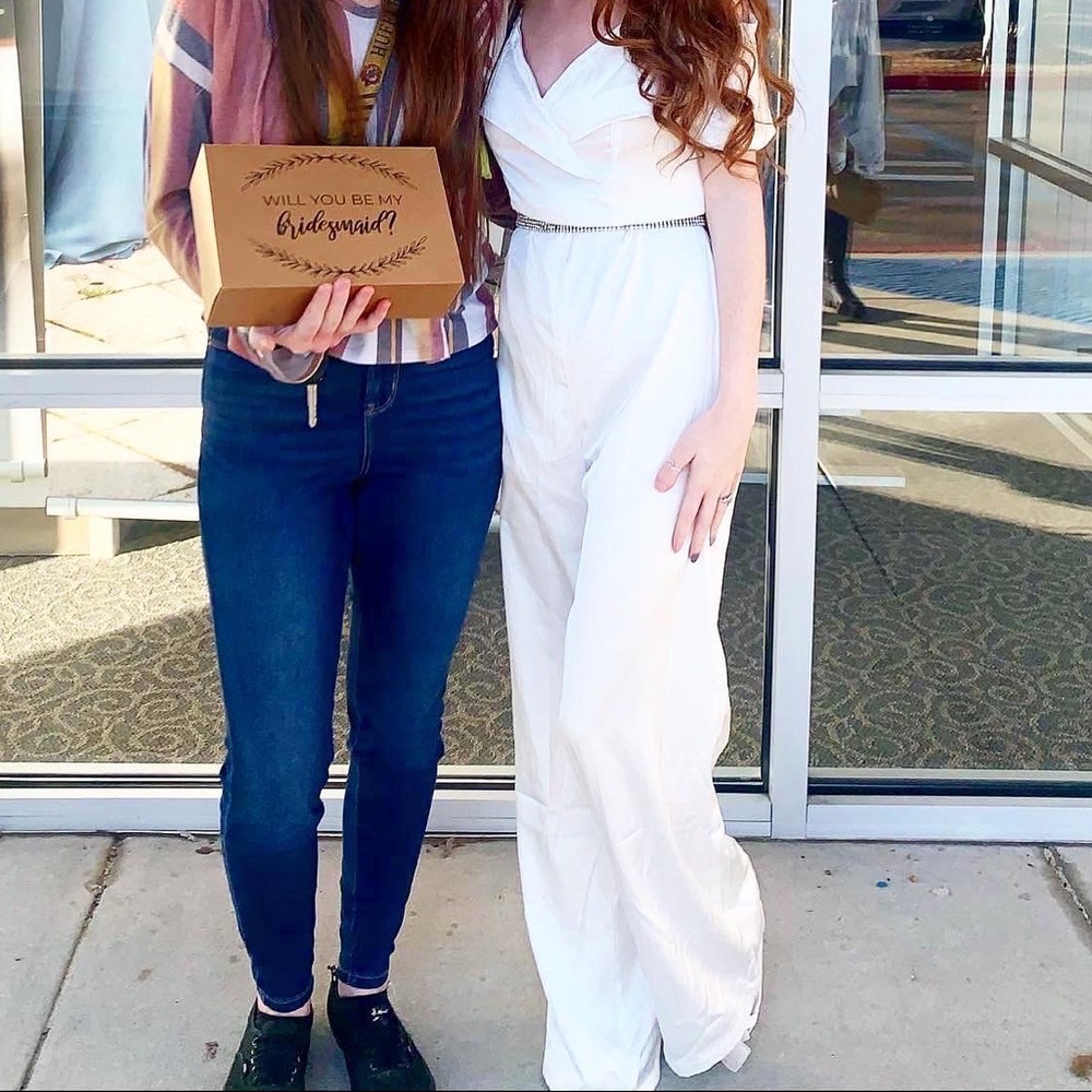 COPY - Satin jumpsuit perfect for bridal showers !